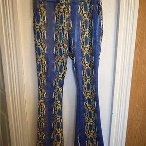Stylish AKIRA Blue Snake Print Flared Pants